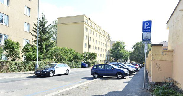 Přibudou parkovací zóny i v Praze 5, 6 a 8? (ilustrační foto)