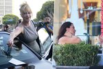 Parkovat, kde se nemá, se nevyplácí ani v případě, že jste hollywoodská herečka a jmenujete se Melanie Griffith (57)!