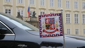 Speciálně upravená Škoda Superb, kterou jezdí prezident Miloš Zeman.