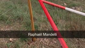 Příšerná tragédie při rally ve Francii. Auto vyletělo mezi diváky a zabilo mladíka (†19).