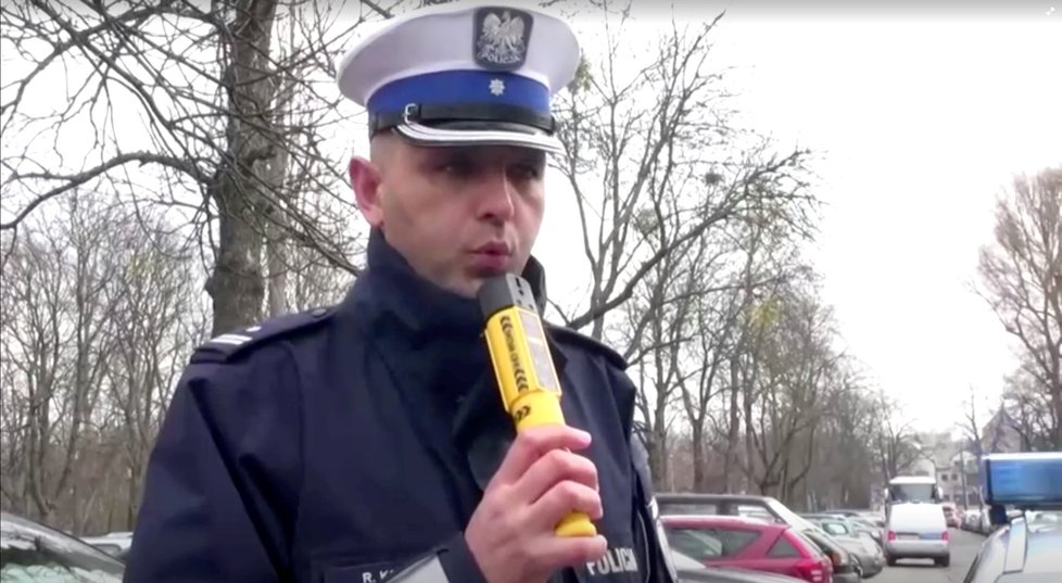 V Polsku apelují na policisty, aby omezili práci s nástrojem na měření dechu.