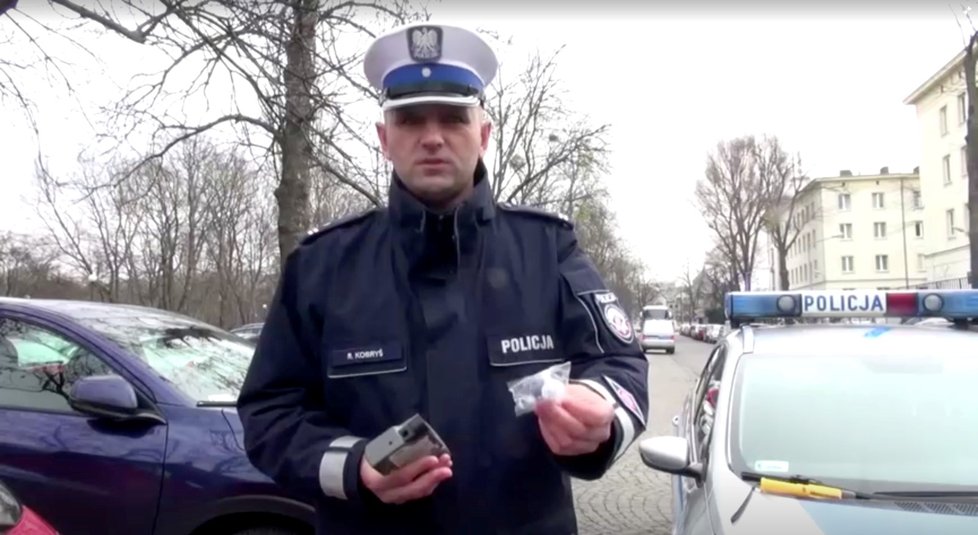 V Polsku apelují na policisty, aby omezili práci s nástrojem na měření dechu
