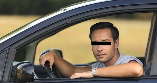 Úchyl z auta obtěžoval školačku: Policisté ale jeho auto nenašli, holčička si vše totiž vymyslela... Ilustrační foto