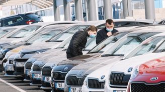 Průměrná cena ojetých aut v září meziročně stoupla o 15 procent na 287 tisíc korun