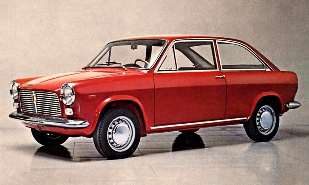 Výčet modelů Primuly završilo v roce 1965 dvoudveřové kupé, které navrhla karosárna Touring.