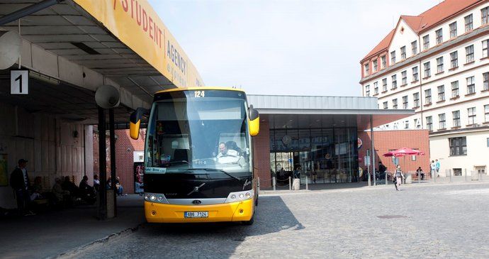 450 buses pass through Florenc station every day, the pre-covid numbers have not yet returned