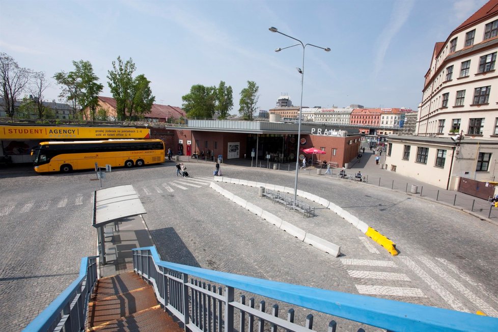 Autobusové nádraží v Praze na Florenci.