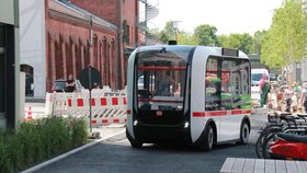 Samořídící autobus Olli