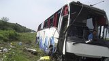Řidič autobusu smrti byl prý zkušený a spolehlivý: Po nehodě zoufale volal dceři