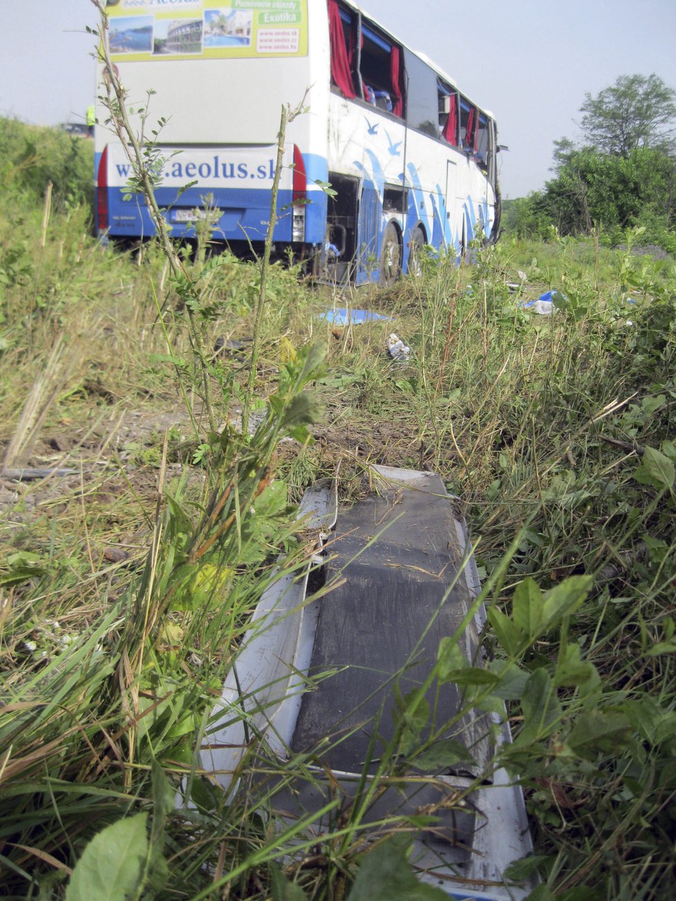 Autobus s českými a slovenskými turisty havaroval cestou z Řecka v Srbsku.