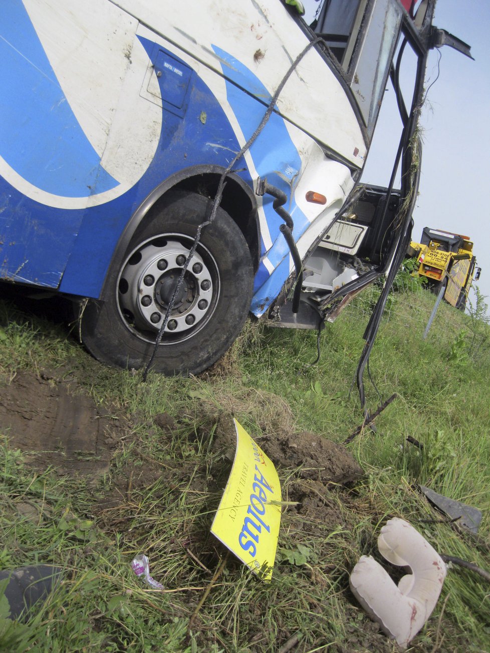 Autobus s českými a slovenskými turisty havaroval cestou z Řecka v Srbsku.