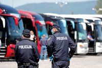 Nepříjemný závěr dovolené v Chorvatsku: Autobus plný Čechů drželi na hranicích!
