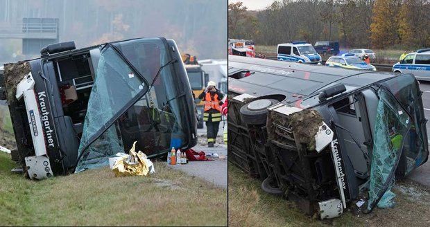 V Německu se převrátil autobus s dětmi, jedno zemřelo