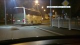 Autobus v Klatovech za sebou táhl ovci! Jde o konkurenční boj, tvrdí místní