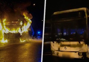 V Prostějově shořel autobus.
