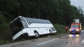 Autobus s českými školáky krátce po nehodě