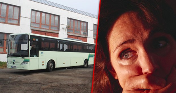 Řidič autobusu na Náchodsku chtěl znásilnit cestující. Nepovedlo se mu to (ilustrační foto)