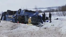 Tragická nehoda autobusu v Rusku