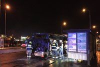 Prokletá ulice Tupolevova v Praze: Hořel v ní další autobus!