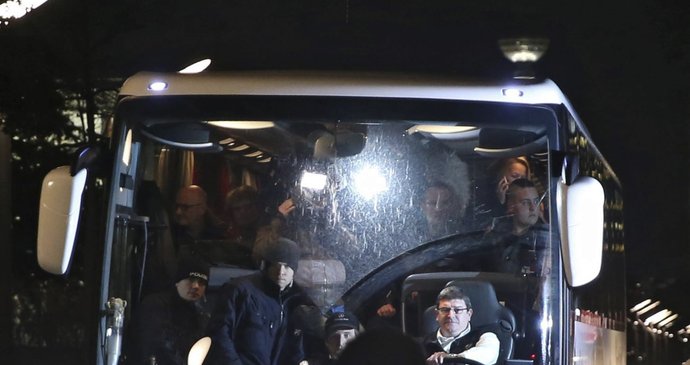Autobus s uprchlíky pro německou kancléřku: Merkelové je poslal bavorský radní.