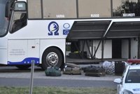 Za bombou v autobuse z Prahy byl prý konkurenční boj. V květnu začne soud