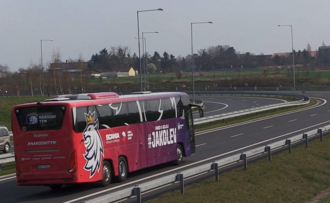 Nový autobus českých hokejistů