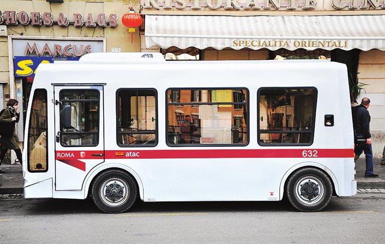 NEJkratší autobus má jen 5,3 metru