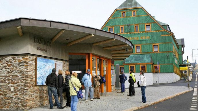 Autobusová zastávka na Božím Daru