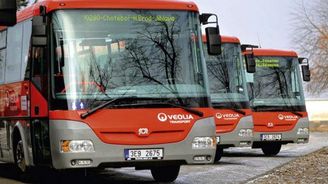 Minimální mzda autobusáků stoupne na 98 korun, rozhodla vláda