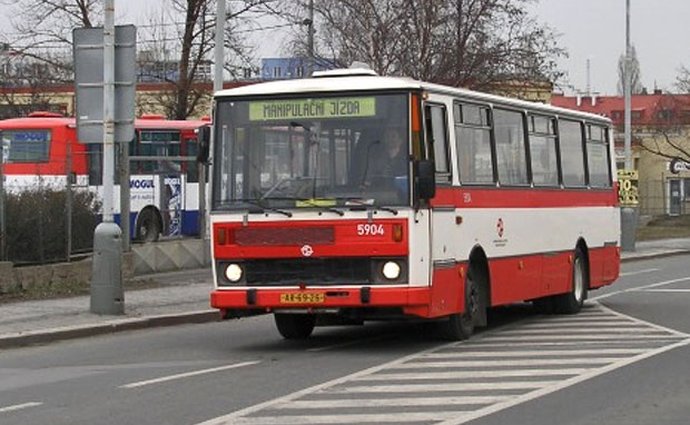 Na Jižní spojce v Praze vznikl vyhrazený pruh pro autobusy MHD