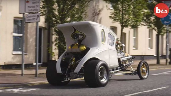 Automatron je úžasný hot rod ve stylu steampunku, který vznikl v Británii