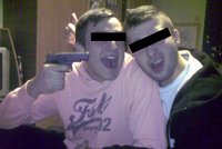 Emil (†18), Roman (†19) a Zdeněk (19) se vysmívali smrti: Dva zemřeli při nehodě, třetí bojuje o život!