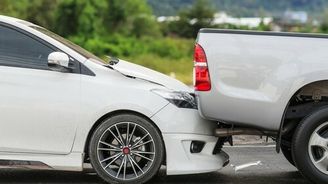 Pojištění při autonehodě: Jak získat nejvýhodnější podmínky opravy auta