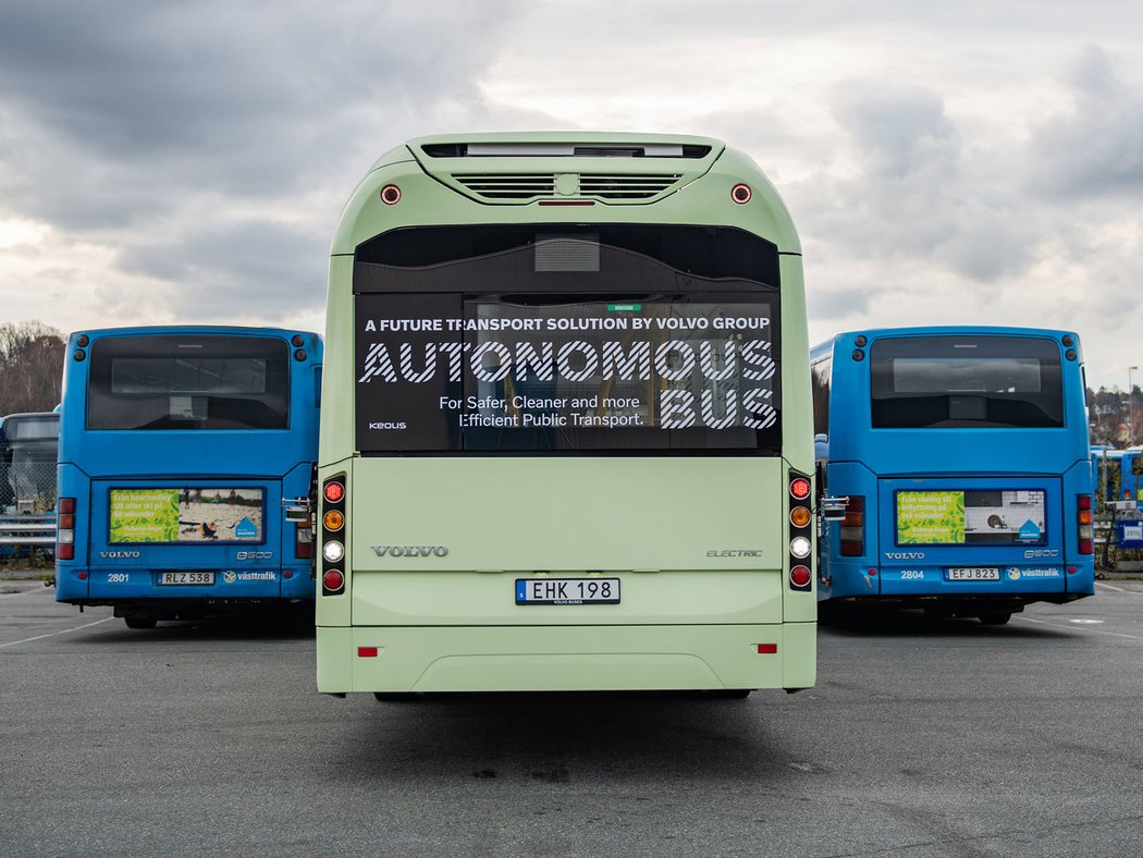 Autonomní autobus Volvo