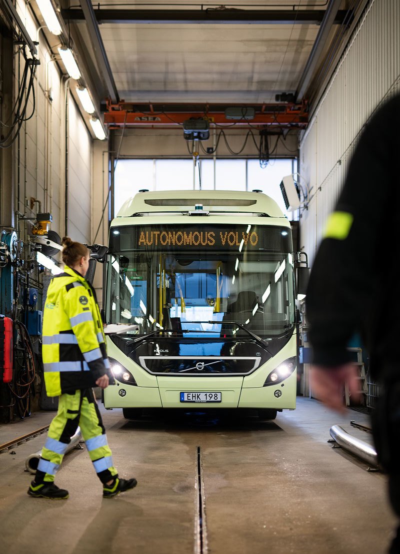 Autonomní autobus Volvo