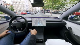 Česko povolilo autopilota od Tesly Česko povolilo autopilota od Tesly