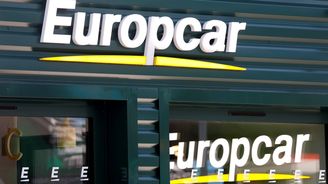 Volkswagen si dělá zálusk na strádající autopůjčovnu Europcar. Ta ho odmítá