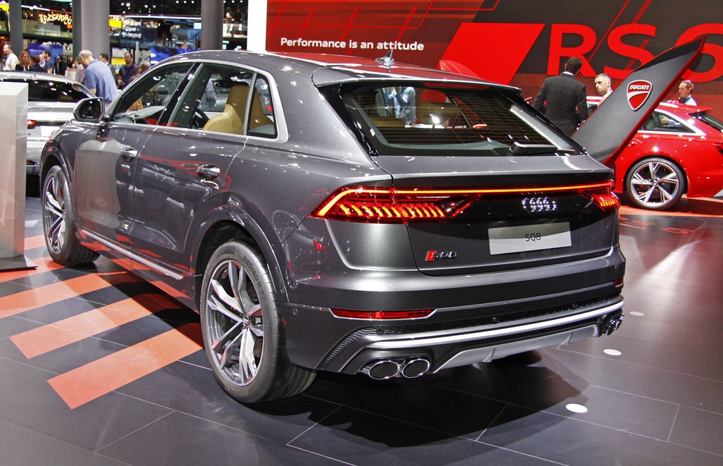 Audi SQ8