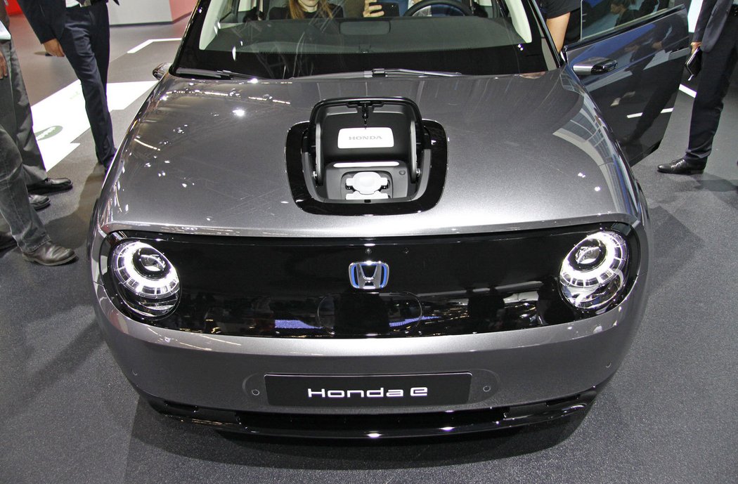 Honda e