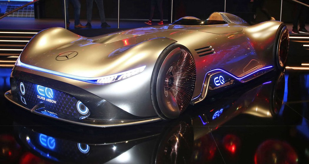 Mercedes-Benz Vision EQ Silver Arrow