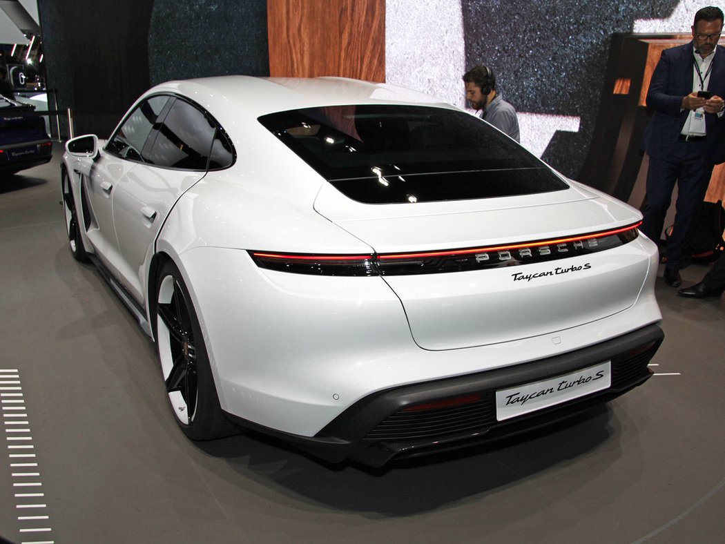 Porsche Taycan