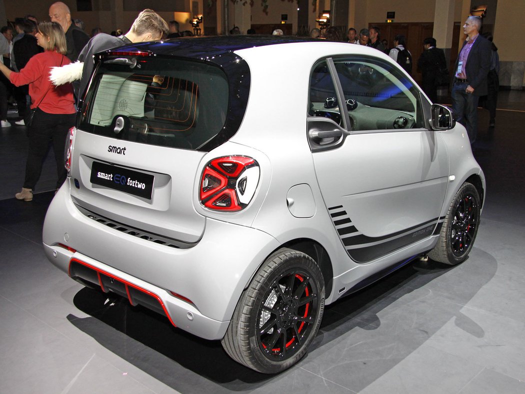 smart fortwo eq