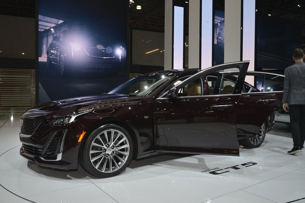 Cadillac CT5