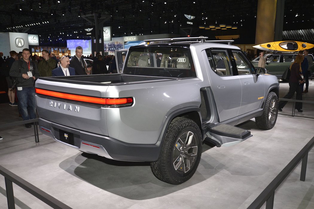 Rivian R1