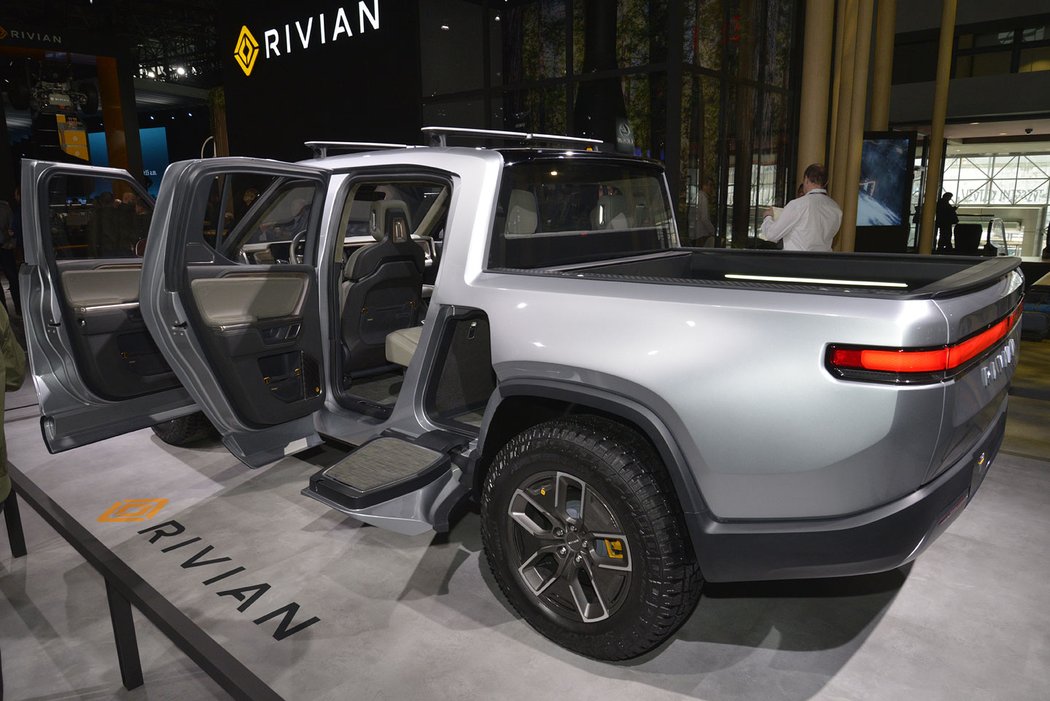 Rivian R1