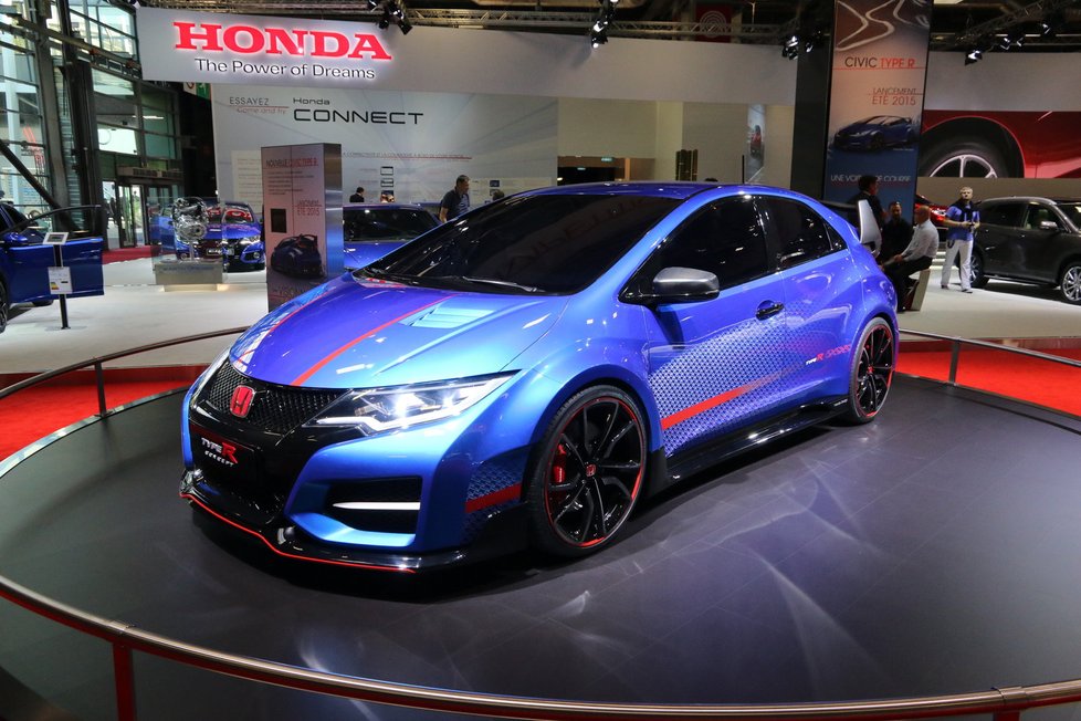 Autosalon Paříž 2014 den druhý