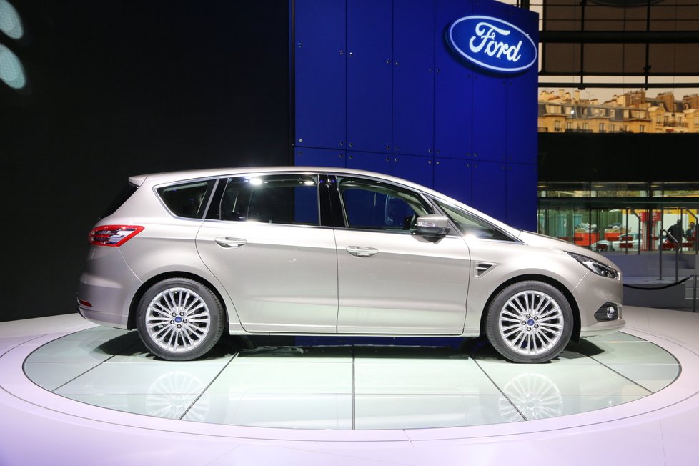 Autosalon Paříž 2014 - Ford