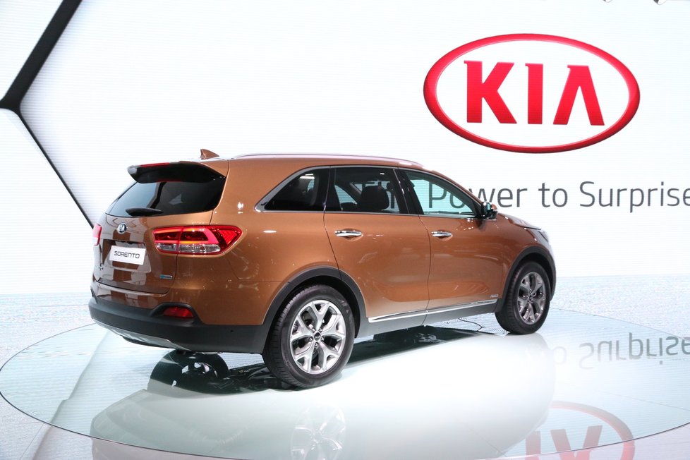 Autosalon Paříž 2014 - Kia