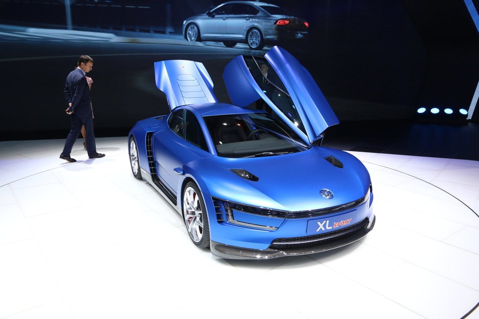 Autosalon Paříž 2014 - Volkswagen