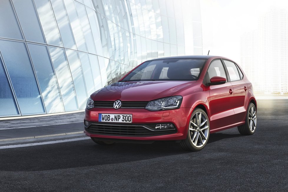 Volkswagen: Němci představí modernizovaného konkurenta fabie - model Polo.